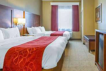 هتل Comfort Suites