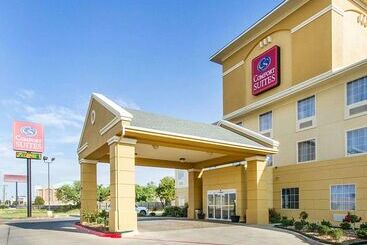 هتل Comfort Suites