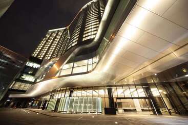 هتل Crown Metropol Melbourne