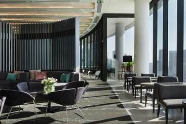 هتل Crown Metropol Melbourne