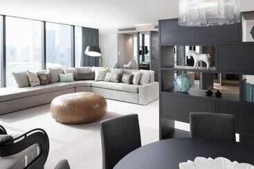 هتل Crown Metropol Melbourne