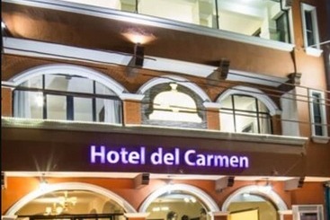 هتل Del Carmen, En El Centro  Desayuno Incluido !