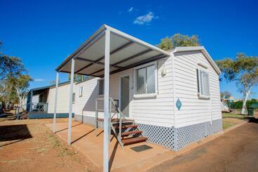 هتل Discovery Parks  Pilbara Karratha
