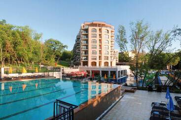 هتل Sh Dolce Vita  All Inclusive   Free Aquapark & Beach & Beach Bar