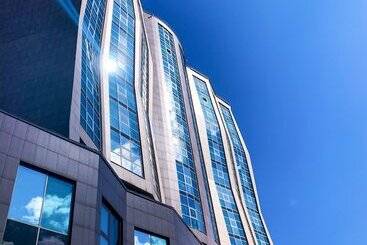 هتل Doubletree By Hilton Bratislava