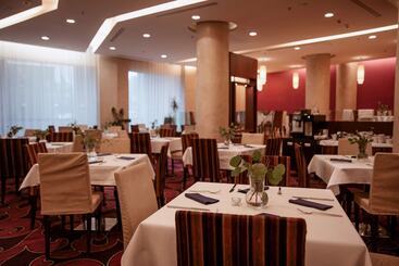 هتل Doubletree By Hilton Bratislava