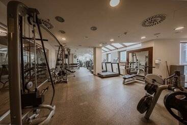 هتل Doubletree By Hilton Bratislava