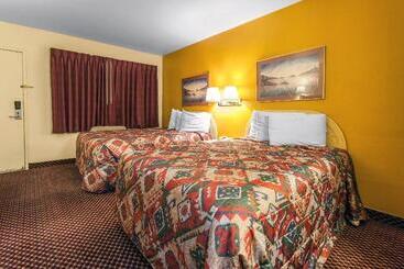 هتل Downtown Inn