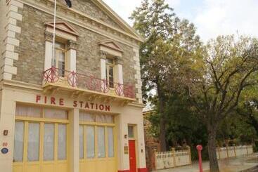 هتل Fire Station Inn