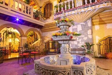 هتل Gran Plaza Euromaya