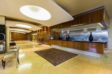 Hotel Grand Bittar