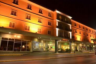 هتل Hampton Inn By Hilton Tampico Zona Dorada