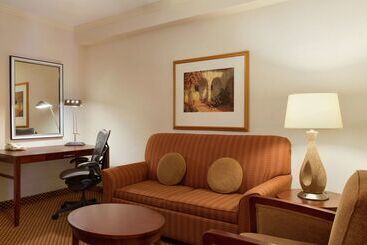هتل Hilton Garden Inn Shreveport