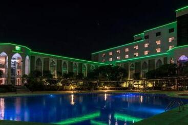 هتل Holiday Inn Tuxtla Gutierrez By Ihg