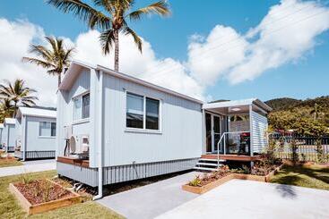 هتل Tasman Holiday Parks   Airlie Beach
