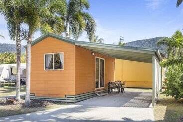 هتل Tasman Holiday Parks   Airlie Beach