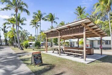 هتل Tasman Holiday Parks   Airlie Beach