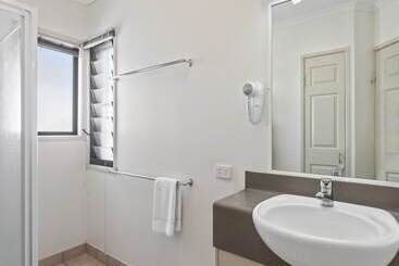هتل Tasman Holiday Parks   Airlie Beach