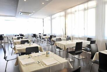 M14 Hotel & Spa