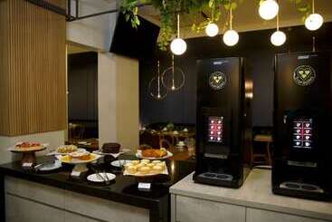 Mogano Premium Hotel   Eletroposto