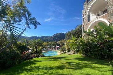 Posada Del Tepozteco   Hotel & Gallery