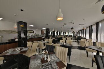 Prestige Deluxe Hotel Aquapark Club   All Inclusive