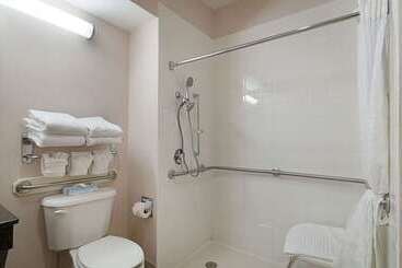 فندق Quality Suites Springdale West I 49
