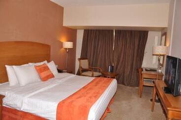 Reef Al Malaz International Hotel By Al Azmy