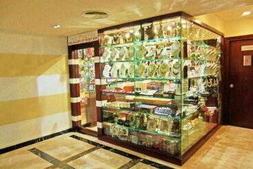 ホテル Royalton Hyderabad Abids