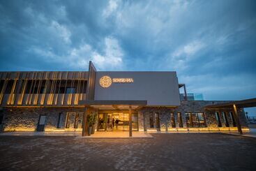 هتل Senseana Sea Side Resort & Aquadventure
