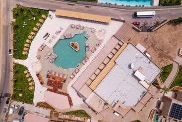 هتل Senseana Sea Side Resort & Aquadventure