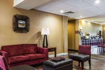 هتل Sleep Inn & Suites Huntsville Near U.s. Space & Rocket Center