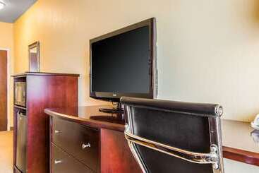 هتل Sleep Inn & Suites Huntsville Near U.s. Space & Rocket Center