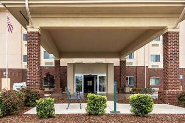 هتل Sleep Inn & Suites Huntsville Near U.s. Space & Rocket Center