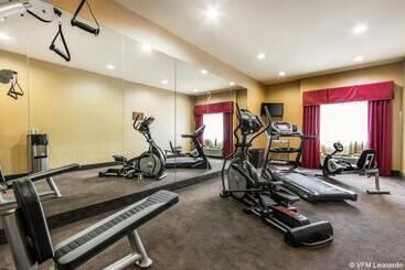 هتل Sleep Inn & Suites Huntsville Near U.s. Space & Rocket Center