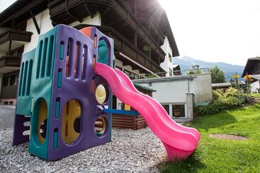 هتل Solstein