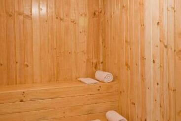 هتل Stubel Suites & Cafe