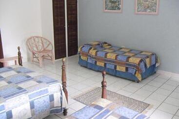 هتل Tamarind Great House