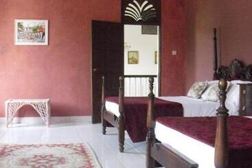 هتل Tamarind Great House
