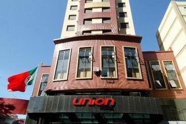 בית מלון כפרי Union Residence  Heer Empreendimentos
