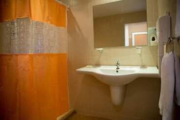 Vezhen Hotel   Free Parking
