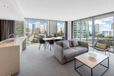 Отель Wyndham Resort Surfers Paradise