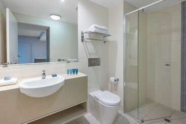 Отель Wyndham Resort Surfers Paradise