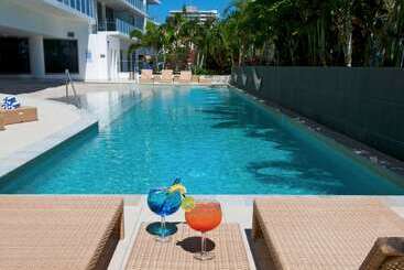 Отель Wyndham Resort Surfers Paradise