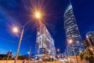 Отель Wyndham Resort Surfers Paradise