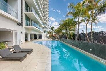 Отель Wyndham Resort Surfers Paradise