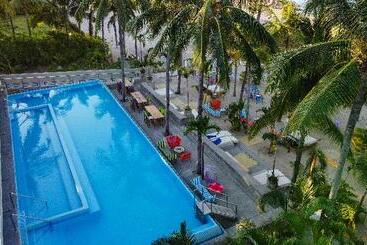 リゾートホテル Friendly Fun Vallarta Different Experiences