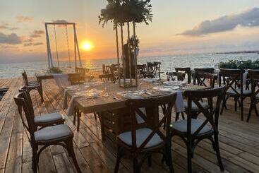 リゾートホテル Friendly Fun Vallarta Different Experiences