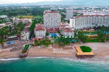 リゾートホテル Friendly Fun Vallarta Different Experiences