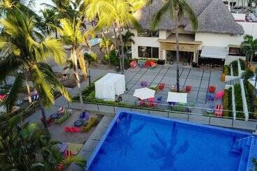 リゾートホテル Friendly Fun Vallarta Different Experiences